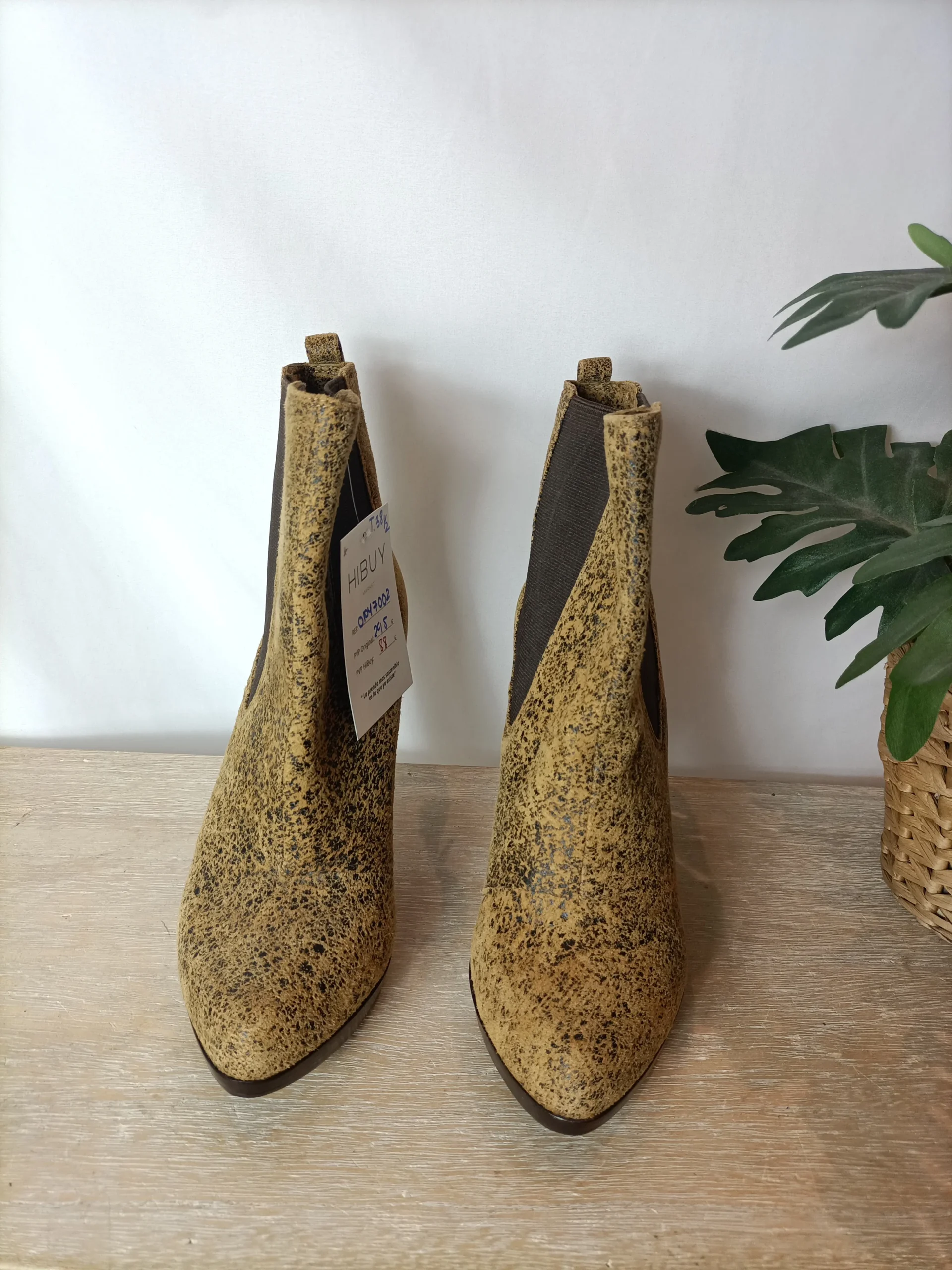 MICHAEL KORS. Botas piel print T.38,5