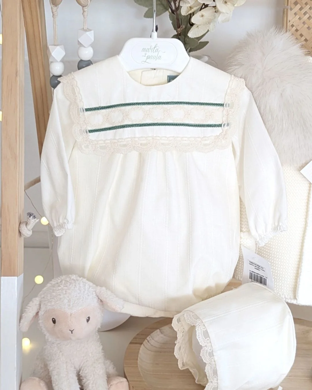 Bombacho Con Capota Audrey Verde Empolvado 2902MINV-25 - Marta y Paula - Imagen 4