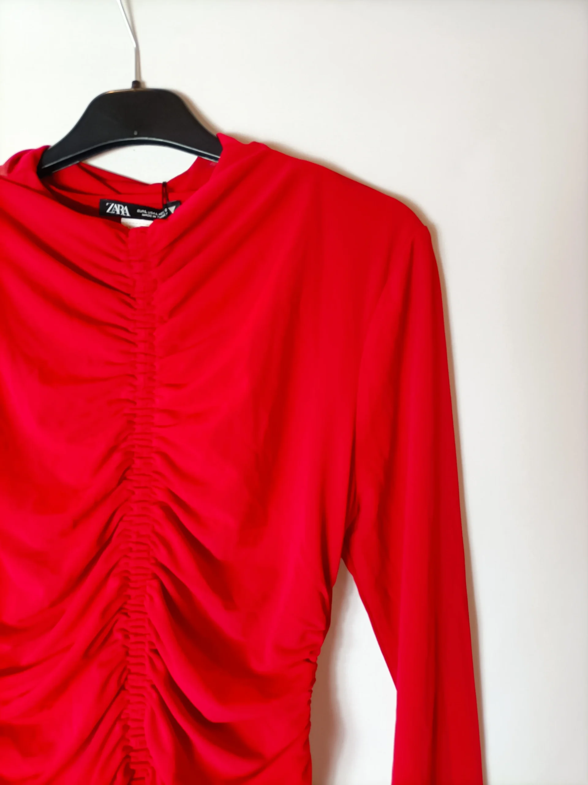 ZARA. Vestido rojo entallado. T L - Imagen 2