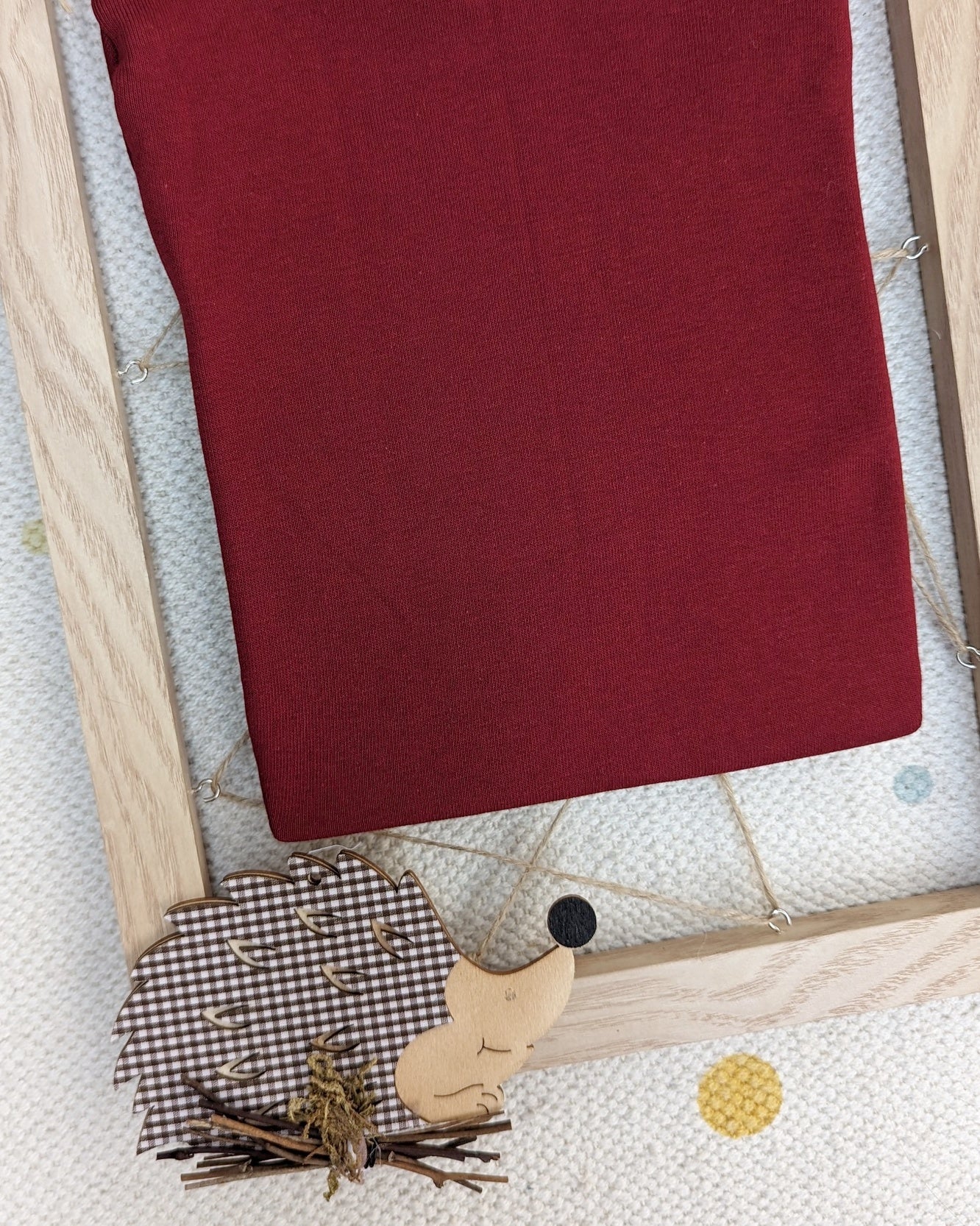 Camiseta semicisne pelito Burdeos - Imagen 3