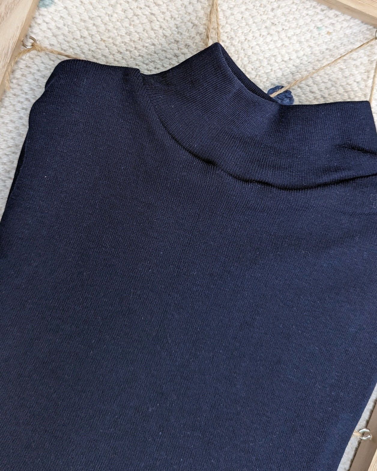 Camiseta semicisne pelito Azul Marino - Imagen 2