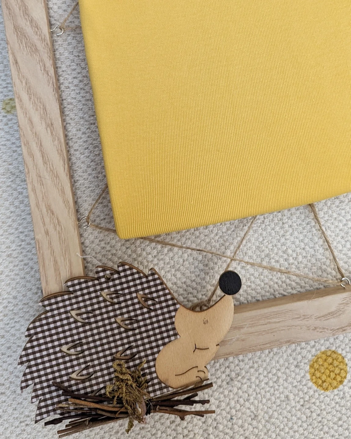 Camiseta semicisne pelito Amarillo - Imagen 2