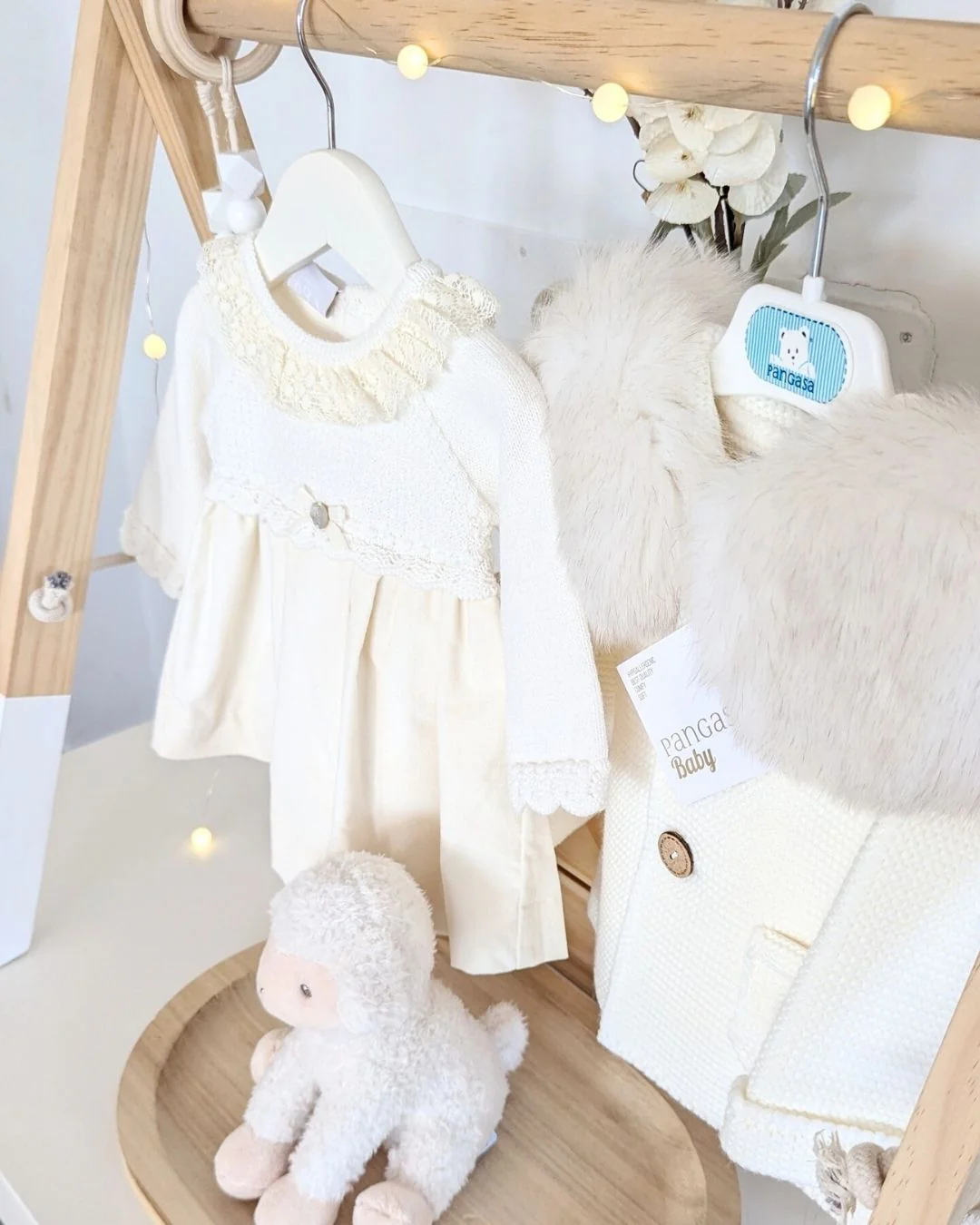 Vestido Bebe Con Braguita Terciopelo Paz OI 25-26 Ref 104-102838 - Paz Rodriguez - Imagen 2