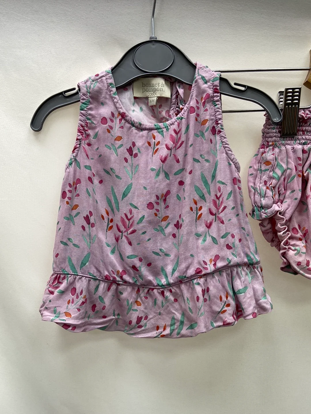 BONNET À POMPON.Top + cubrepañales rosita flores 6 meses - Imagen 2